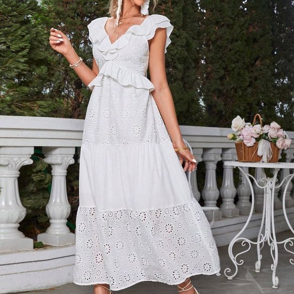 MODA ME COUTURE Dresses & Skirts - White Ruffle Hem Schiffy Dress